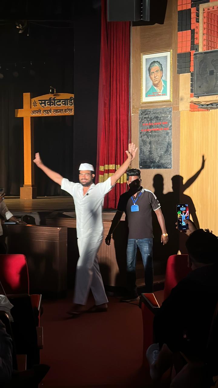 Sarkit Nana Live Show - Performance